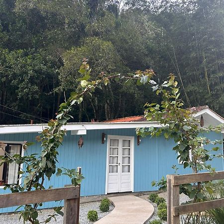 Aguas Mornas Morada Encanto Da Cachoeira מראה חיצוני תמונה