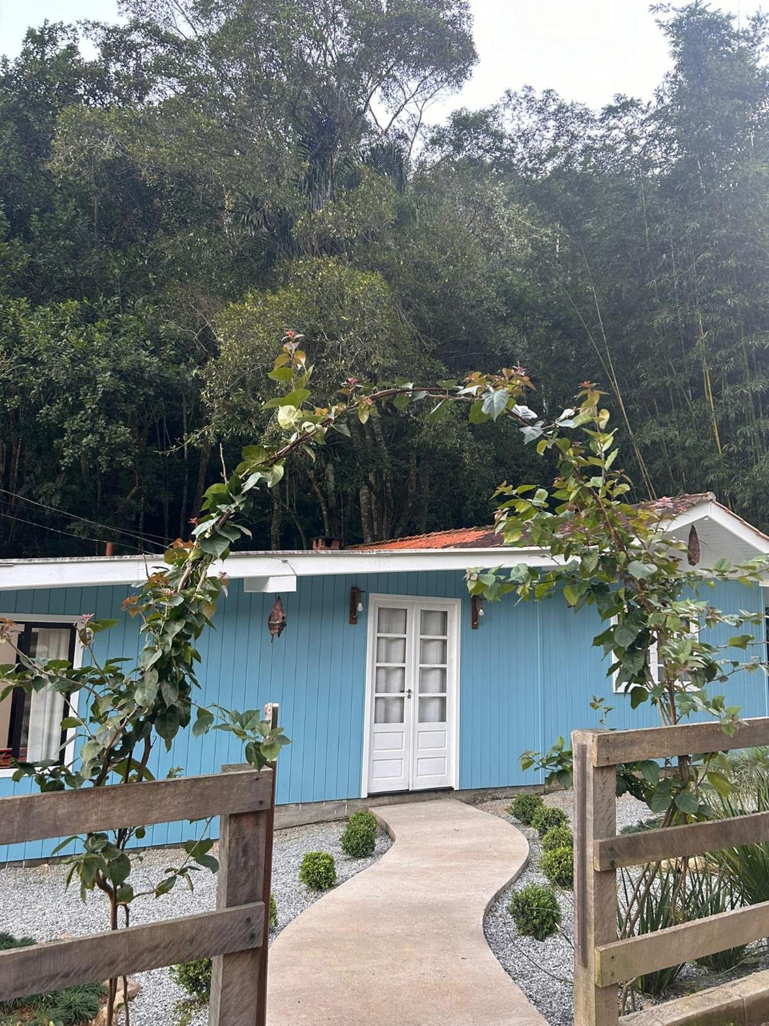Aguas Mornas Morada Encanto Da Cachoeira מראה חיצוני תמונה